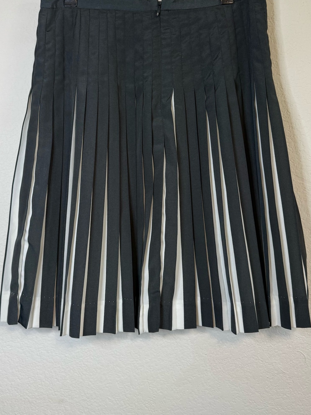 J Crew Accordion Pleated Black & White Contrast Full Midi Skirt A9680 Size 6 - Picture 8 of 12